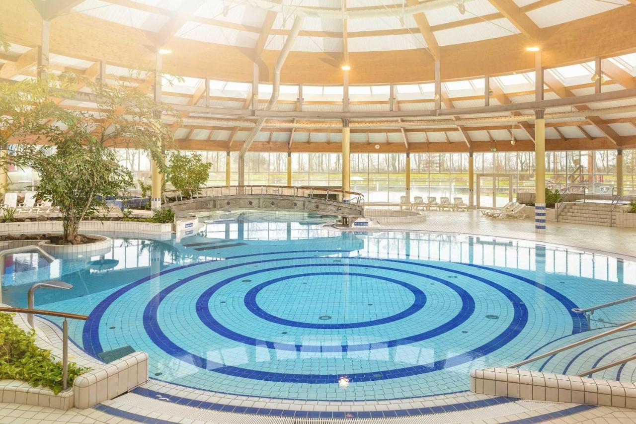 Terrasse, Gratis Nutzung Vom Ahoi Erlebnisbad Und Sauna In Sellin - Villa Karola Fewo 02 Goehren  Exterior foto